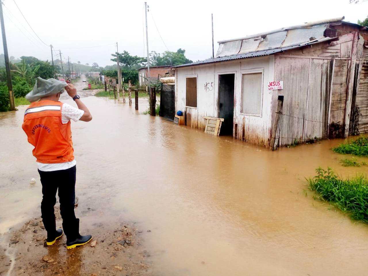 Camacã: Prefeitura mobiliza equipes após fortes chuvas que caíram na cidade